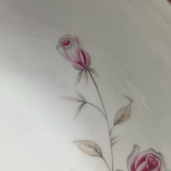Seizan Fine China Lasting Rose 9 Inch Serving Bowl White Pink Roses Gray Leaves - Picture 2 of 15